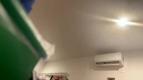 Snapshot of jazzystelo0 chatting on 05-04-26, 11:17 Jazzystelo online show from 05-04-26, 11:17