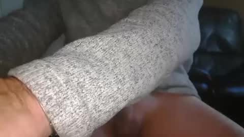 Snapshot of jc2290 chatting on 11-14-25, 01:43 jc2290 online show from 11-14-25, 01:43