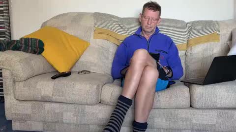 Snapshot of jcar57 chatting on 12-14-24, 11:18 Jon online show from 12-14-24, 11:18