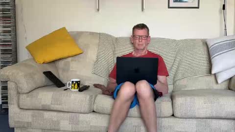 Snapshot of jcar57 chatting on 03-09-25, 04:22 Jon online show from 03-09-25, 04:22