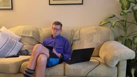 Snapshot of jcar57 chatting on 02-12-26, 04:35 Jon online show from 02-12-26, 04:35