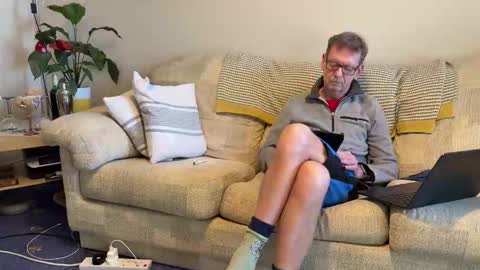 Snapshot of jcar57 chatting on 02-22-26, 04:05 Jon online show from 02-22-26, 04:05