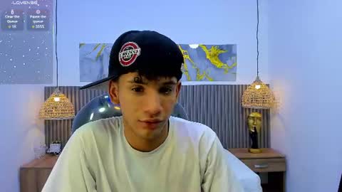 jdwhite18 online show from 07-31-26, 03:11