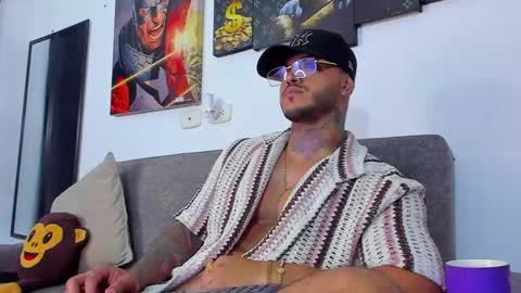 Jean  axelcrow       Modelo Independiente online show from 01-07-25, 06:48