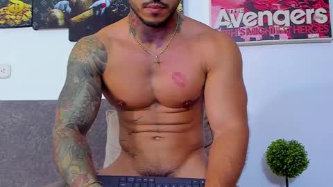 Jean  axelcrow       Modelo Independiente online show from 02-11-25, 09:53