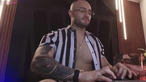 Snapshot of jeancolleman chatting on 03-04-26, 11:22 Jean Colleman online show from 03-04-26, 11:22