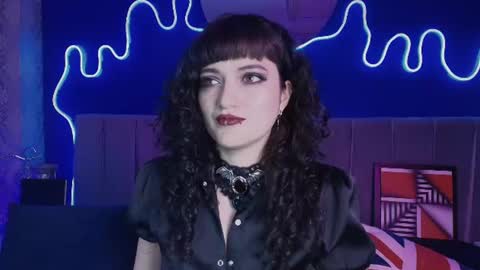 Snapshot of jeannesabatier chatting on 07-22-26, 07:49 Jean online show from 07-22-26, 07:49