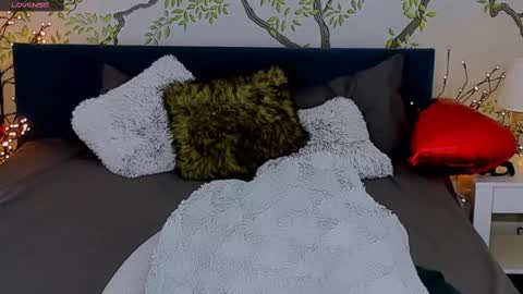 Snapshot of jeanniefox_ chatting on 02-13-25, 02:09 jeanniefox_ online show from 02-13-25, 02:09