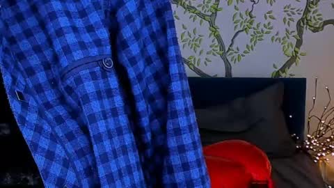 Snapshot of jeanniefox_ chatting on 02-15-25, 02:44 jeanniefox_ online show from 02-15-25, 02:44