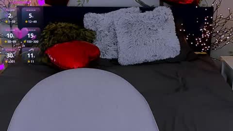 Snapshot of jeanniefox_ chatting on 02-19-25, 02:12 jeanniefox_ online show from 02-19-25, 02:12