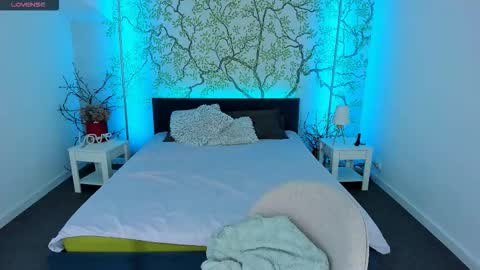 Snapshot of jeanniefox_ chatting on 10-14-25, 06:25 jeanniefox_ online show from 10-14-25, 06:25