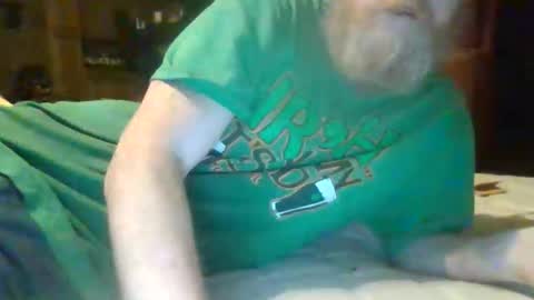 jearnold44 online show from 02-26-26, 02:54