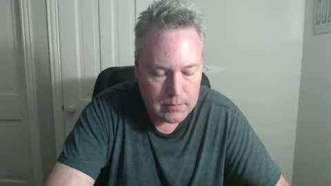 Snapshot of jeb5150 chatting on 05-06-26, 05:25 JE online show from 05-06-26, 05:25