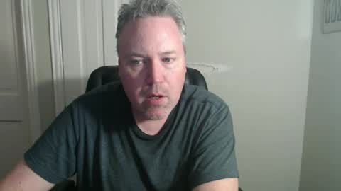 Snapshot of jeb5150 chatting on 05-24-26, 02:27 JE online show from 05-24-26, 02:27
