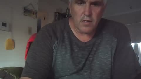 dadbody71 online show from 07-05-26, 01:23