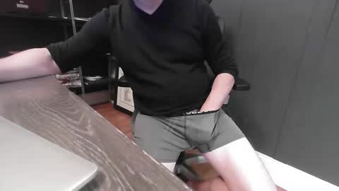 Snapshot of jedge4404 chatting on 11-09-25, 04:44 jedge4404 online show from 11-09-25, 04:44