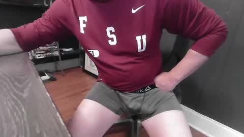 Snapshot of jedge4404 chatting on 11-09-25, 06:17 jedge4404 online show from 11-09-25, 06:17