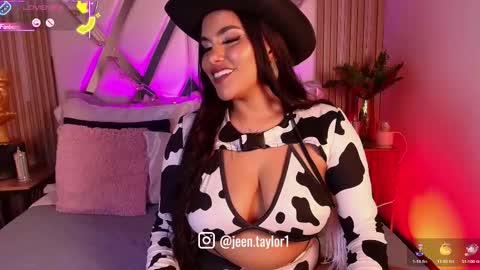 Jeen Taylor online show from 10-18-25, 08:09