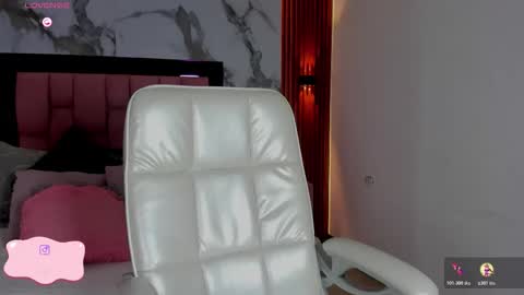 Jeen Taylor online show from 10-28-25, 08:33