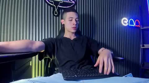 Jeff  online show from 09-16-25, 01:01