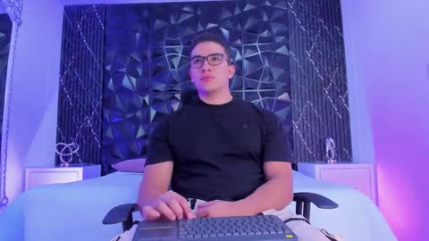 Jeff online show from 10-27-25, 07:40