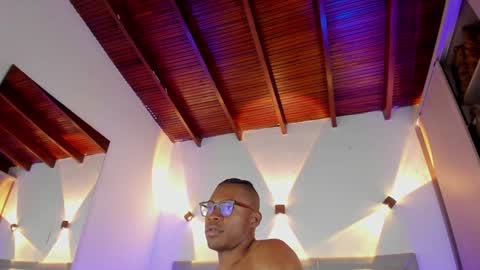 Snapshot of jeffrey_cottom chatting on 02-04-25, 07:22 Jeff online show from 02-04-25, 07:22