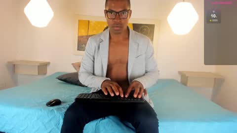 Snapshot of jeffrey_cottom chatting on 02-17-25, 01:21 Jeff online show from 02-17-25, 01:21