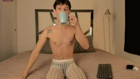 Snapshot of jei_7m chatting on 02-04-26, 10:21 jei_7m online show from 02-04-26, 10:21