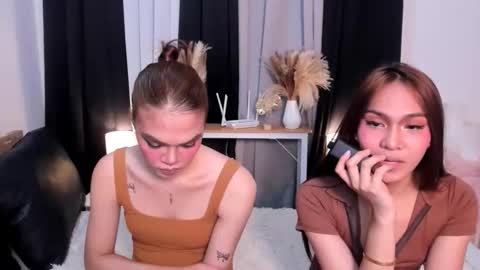 jelaimendoza13 online show from 12-13-25, 07:53