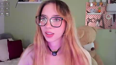 Jelly  online show from 06-20-26, 01:09