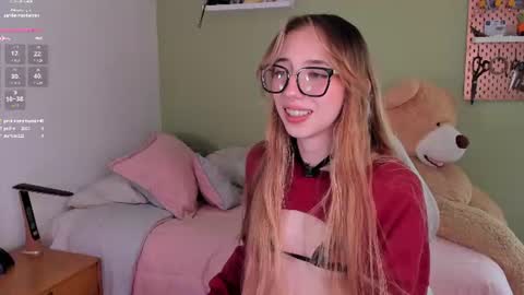 Jelly  online show from 06-25-26, 01:49