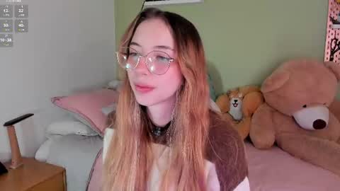 Jelly  online show from 07-16-26, 02:39