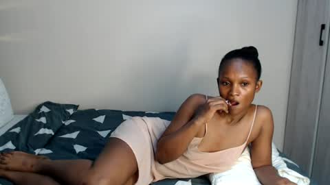 Jemmi online show from 07-28-26, 07:15