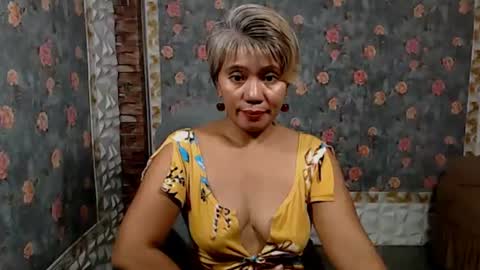 Snapshot of jemm36 chatting on 01-13-25, 12:35 Jem online show from 01-13-25, 12:35