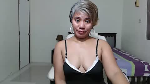 Snapshot of jemm36 chatting on 02-20-25, 06:24 Jem online show from 02-20-25, 06:24