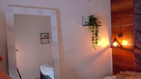 Snapshot of jenacooper__ chatting on 10-23-25, 02:49 Jena online show from 10-23-25, 02:49