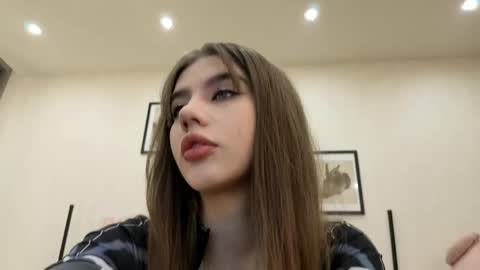 Dolly online show from 04-15-26, 01:29