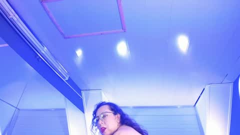jenifer_cruz online show from 04-30-26, 05:47