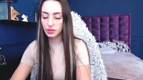 Snapshot of jeniferstone chatting on 06-11-26, 07:17 Kira online show from 06-11-26, 07:17