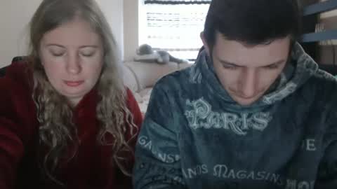 Snapshot of jenisandpeter chatting on 02-13-25, 07:13 JenisAndPeter online show from 02-13-25, 07:13