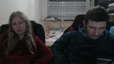 Snapshot of jenisandpeter chatting on 02-15-25, 06:12 JenisAndPeter online show from 02-15-25, 06:12