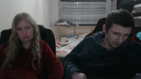 Snapshot of jenisandpeter chatting on 02-15-25, 09:15 JenisAndPeter online show from 02-15-25, 09:15