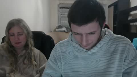 Snapshot of jenisandpeter chatting on 02-22-25, 09:26 JenisAndPeter online show from 02-22-25, 09:26