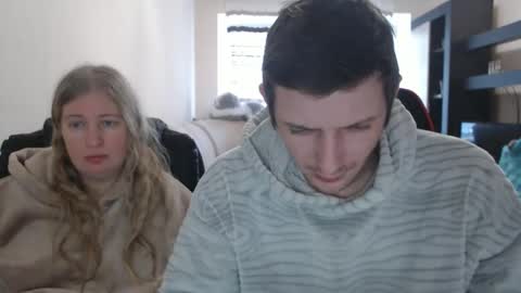 Snapshot of jenisandpeter chatting on 02-26-25, 10:15 JenisAndPeter online show from 02-26-25, 10:15