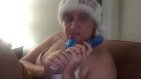 Snapshot of jenlovestotease chatting on 12-24-24, 08:27 love me for who i am...I have a pussy so i make the rules... online show from 12-24-24, 08:27