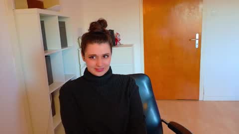 Snapshot of jenna_sxy19 chatting on 01-13-25, 02:00 jennasxy19 online show from 01-13-25, 02:00