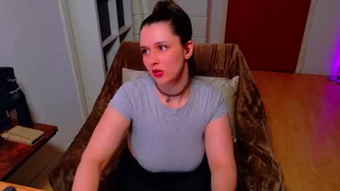 Snapshot of jenna_sxy19 chatting on 03-09-25, 05:28 jennasxy19 online show from 03-09-25, 05:28