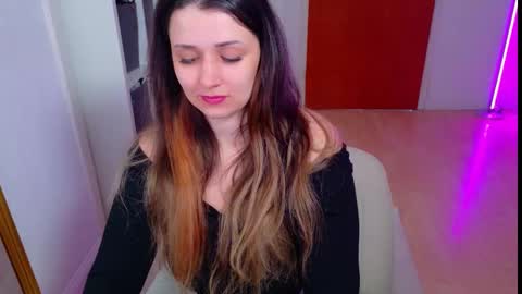 Snapshot of jenna_sxy19 chatting on 09-11-25, 10:37 jennasxy19 online show from 09-11-25, 10:37