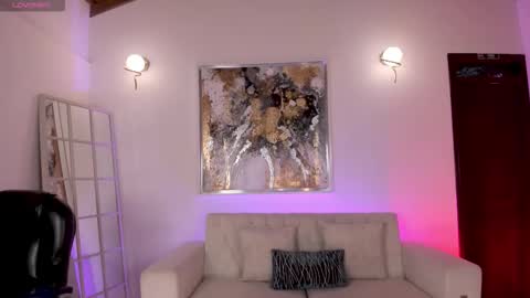 Snapshot of jennaolson chatting on 10-11-25, 11:09 Jenna Olson online show from 10-11-25, 11:09