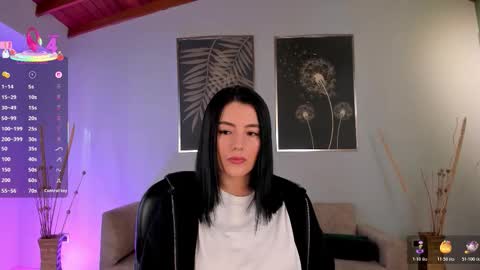 Snapshot of jennaolson chatting on 11-17-25, 11:49 Jenna Olson online show from 11-17-25, 11:49